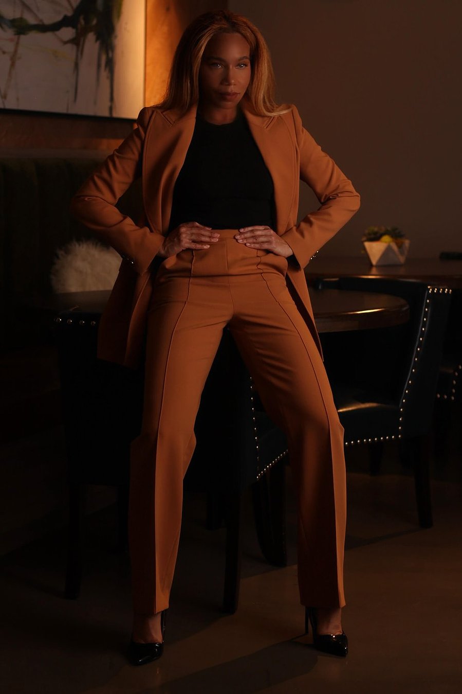 Daisi Jo in a tailored fashion look